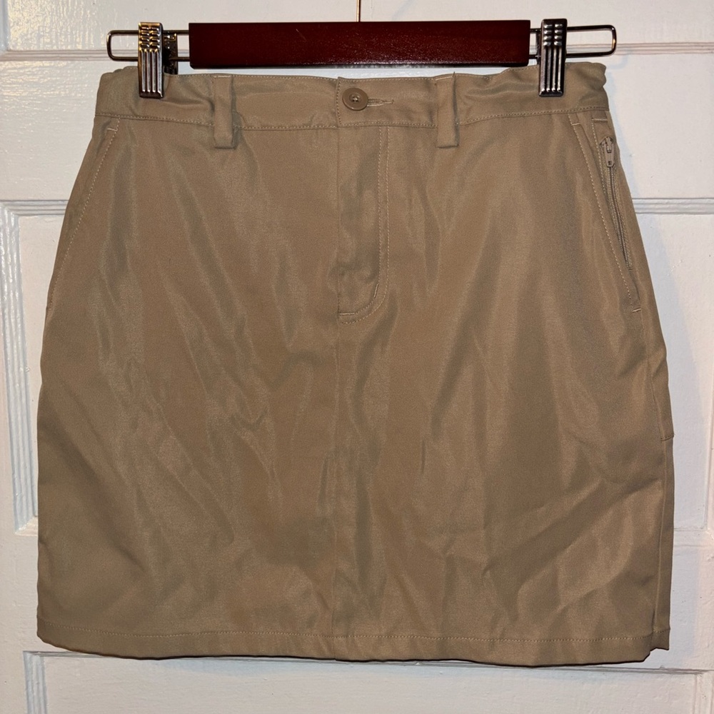 Land’s End Tan/Khaki/Brown Pleated Skirt Size 14